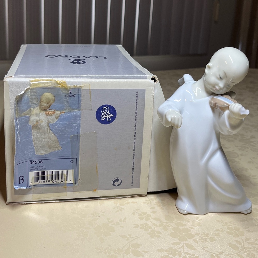 Vintage Lladro Chinese Angel Chino Playing Violin chipped hand original box